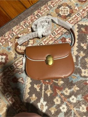 3/$25 ✨ Amazon Essentials Tan Crossbody Flap Bag NWT